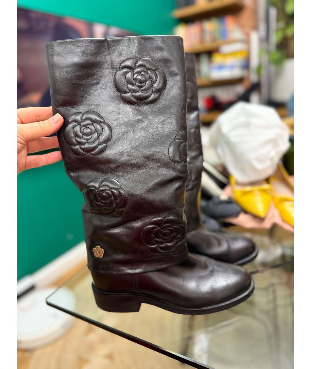 CHANEL Черные кожаные сапоги, фото 6