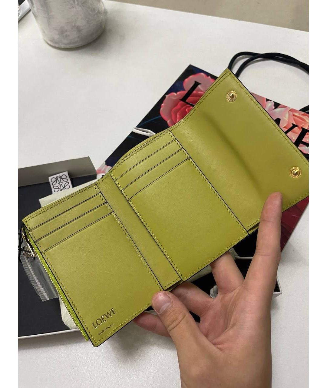 LOEWE Зеленый кожаный кошелек, фото 2