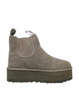 UGG AUSTRALIA Ботинки