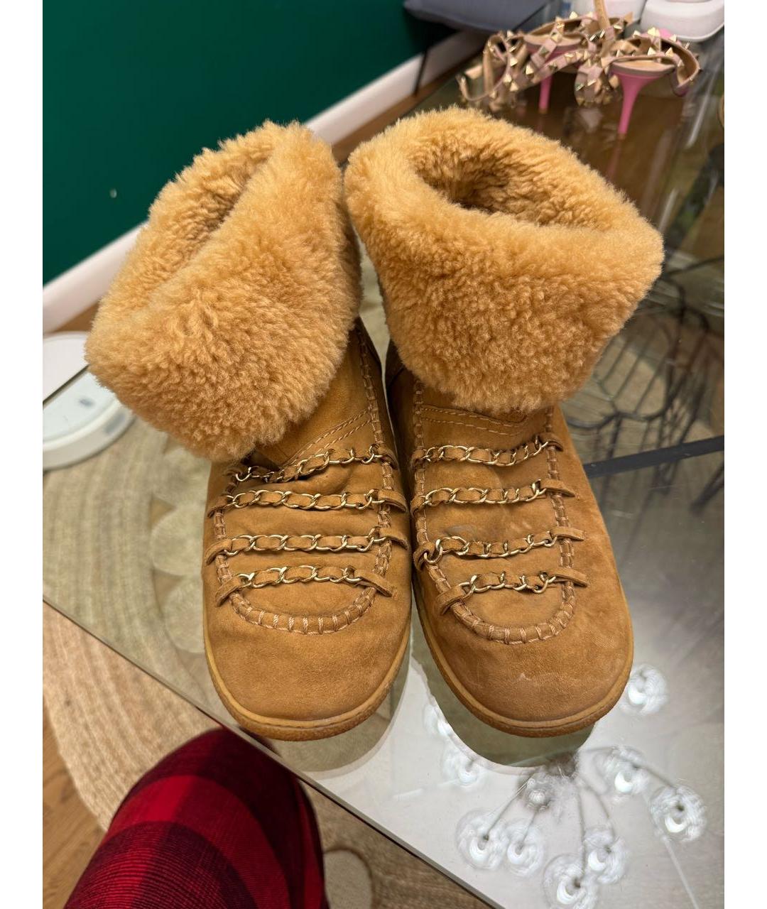 CHANEL Бежевые замшевые полусапоги, фото 2