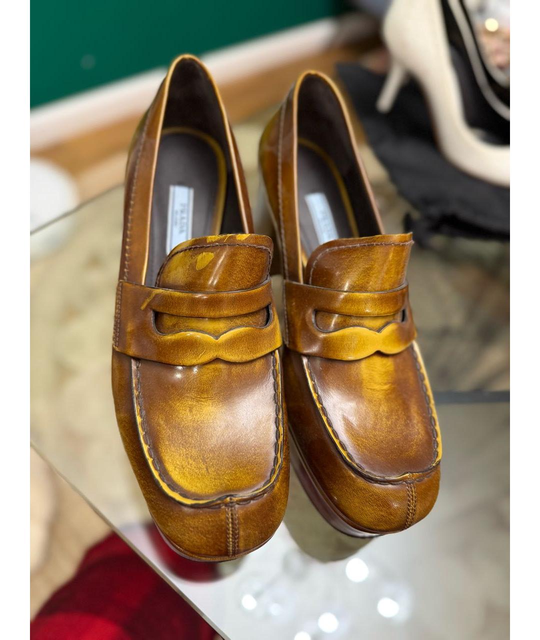 PRADA Коричневые кожаные туфли, фото 2