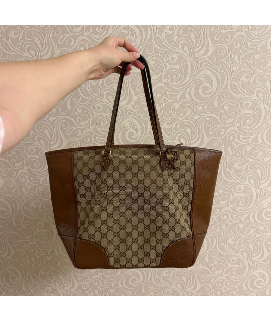 GUCCI Коричневая тканевая сумка с короткими ручками, фото 2