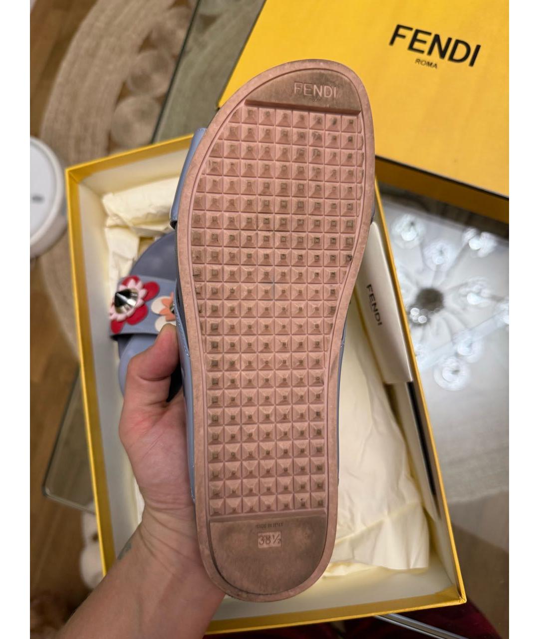 FENDI Голубые кожаные шлепанцы, фото 3