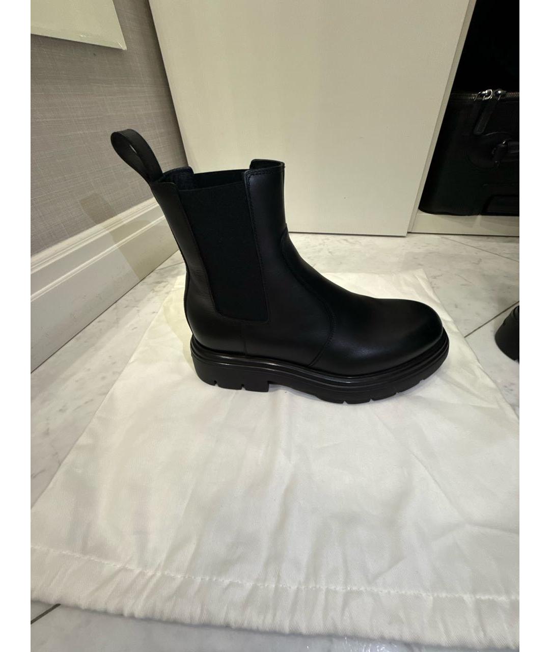 FERRAGAMO Черные кожаные полусапоги, фото 9