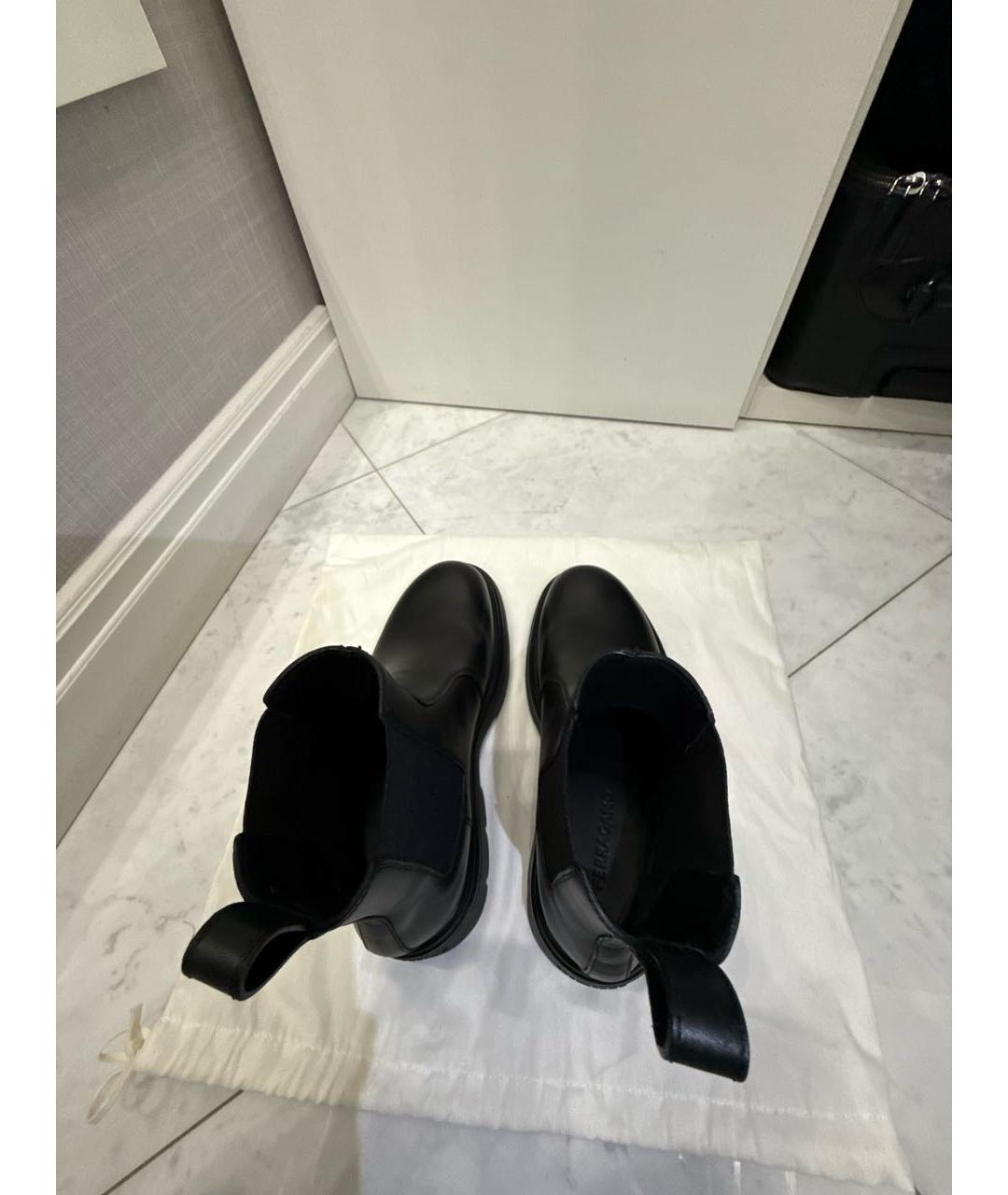FERRAGAMO Черные кожаные полусапоги, фото 3