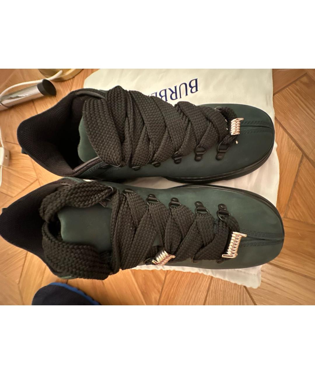 BURBERRY Хаки нубуковые низкие ботинки, фото 2