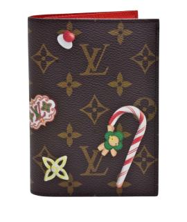 LOUIS VUITTON Обложка/футляр