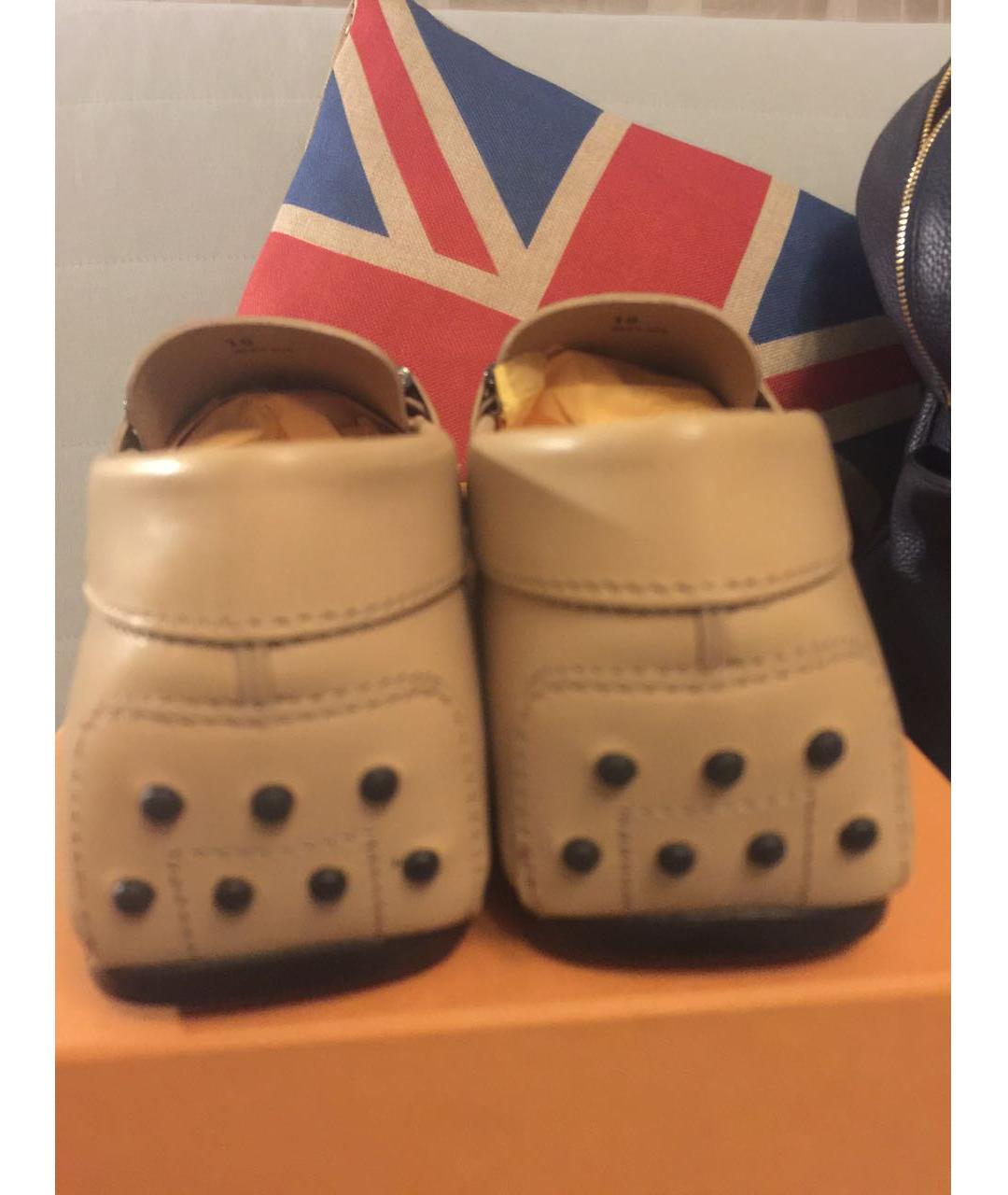 TOD'S Бежевые кожаные лоферы, фото 4