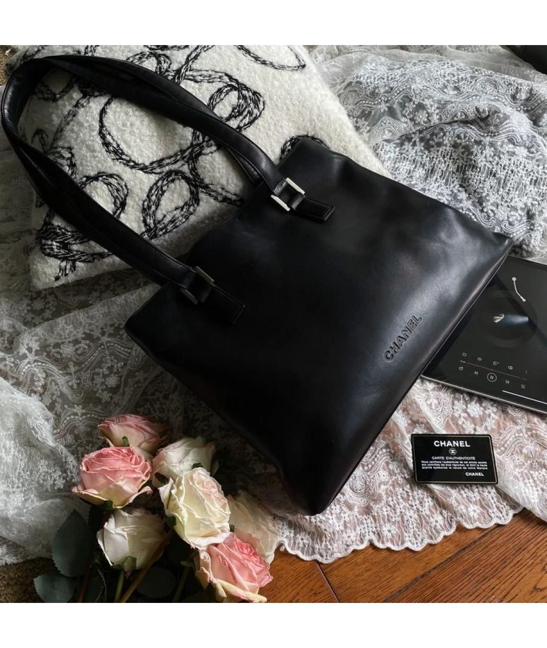 CHANEL Черная кожаная сумка через плечо, фото 6