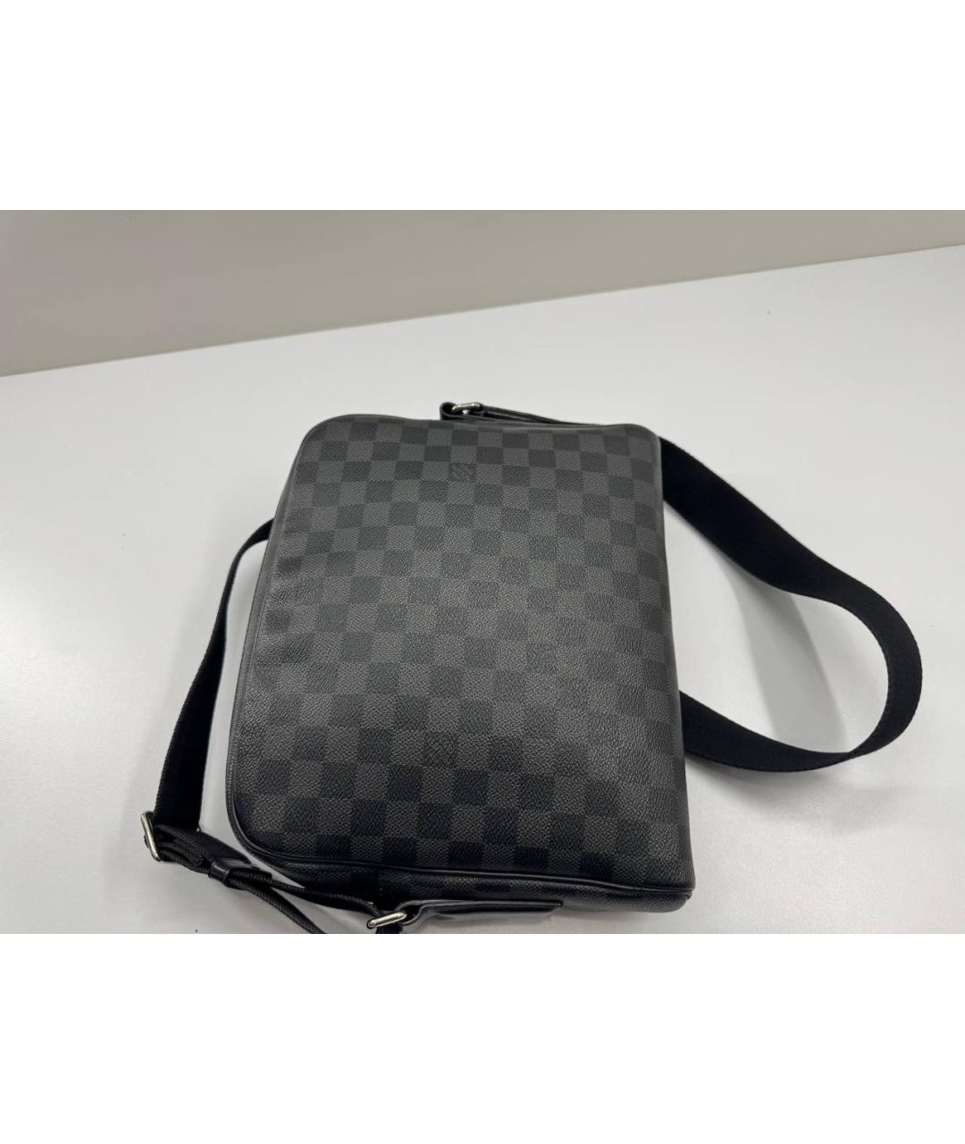 LOUIS VUITTON Черная сумка на плечо, фото 8