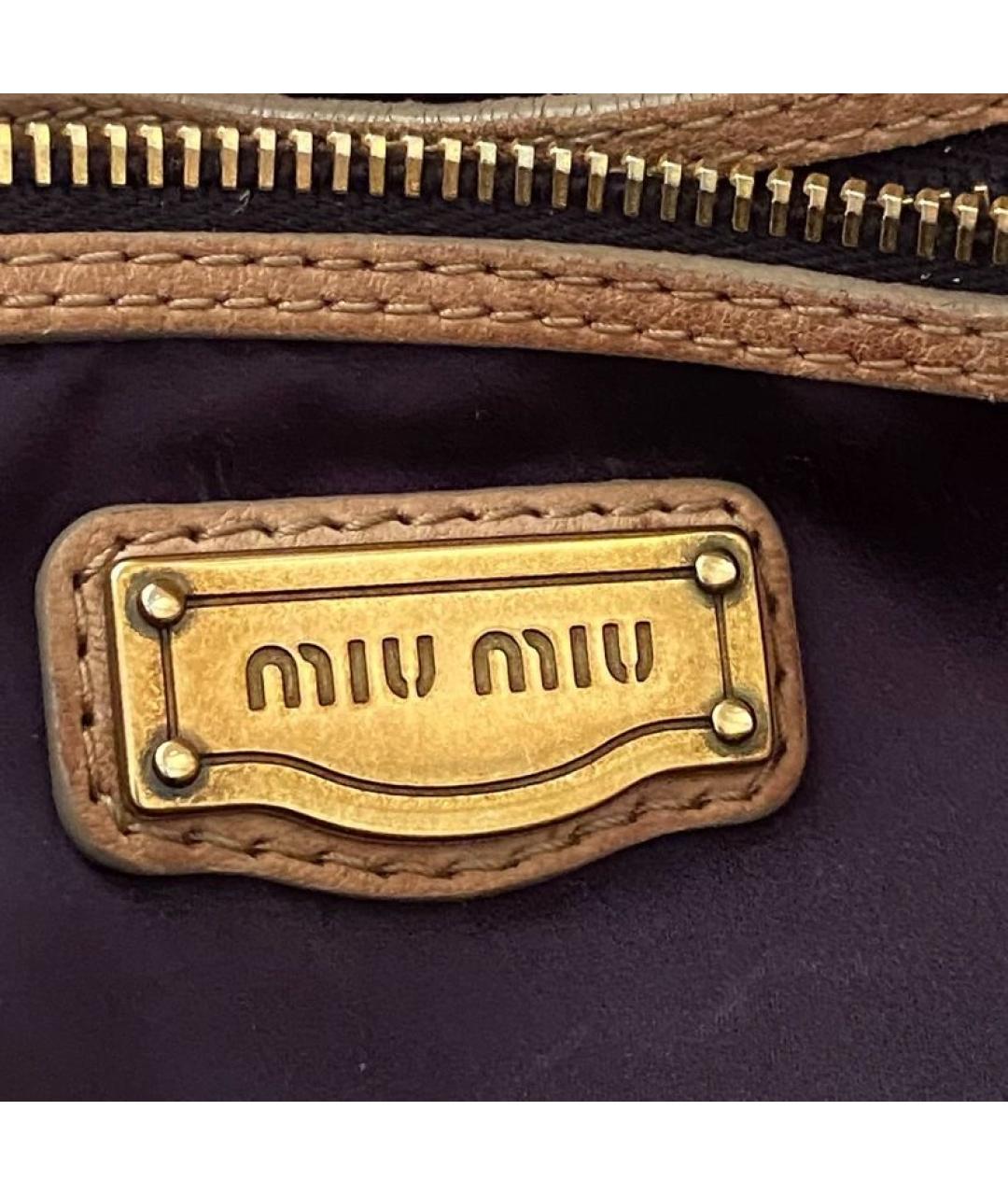 MIU MIU Коричневая кожаная сумка с короткими ручками, фото 5