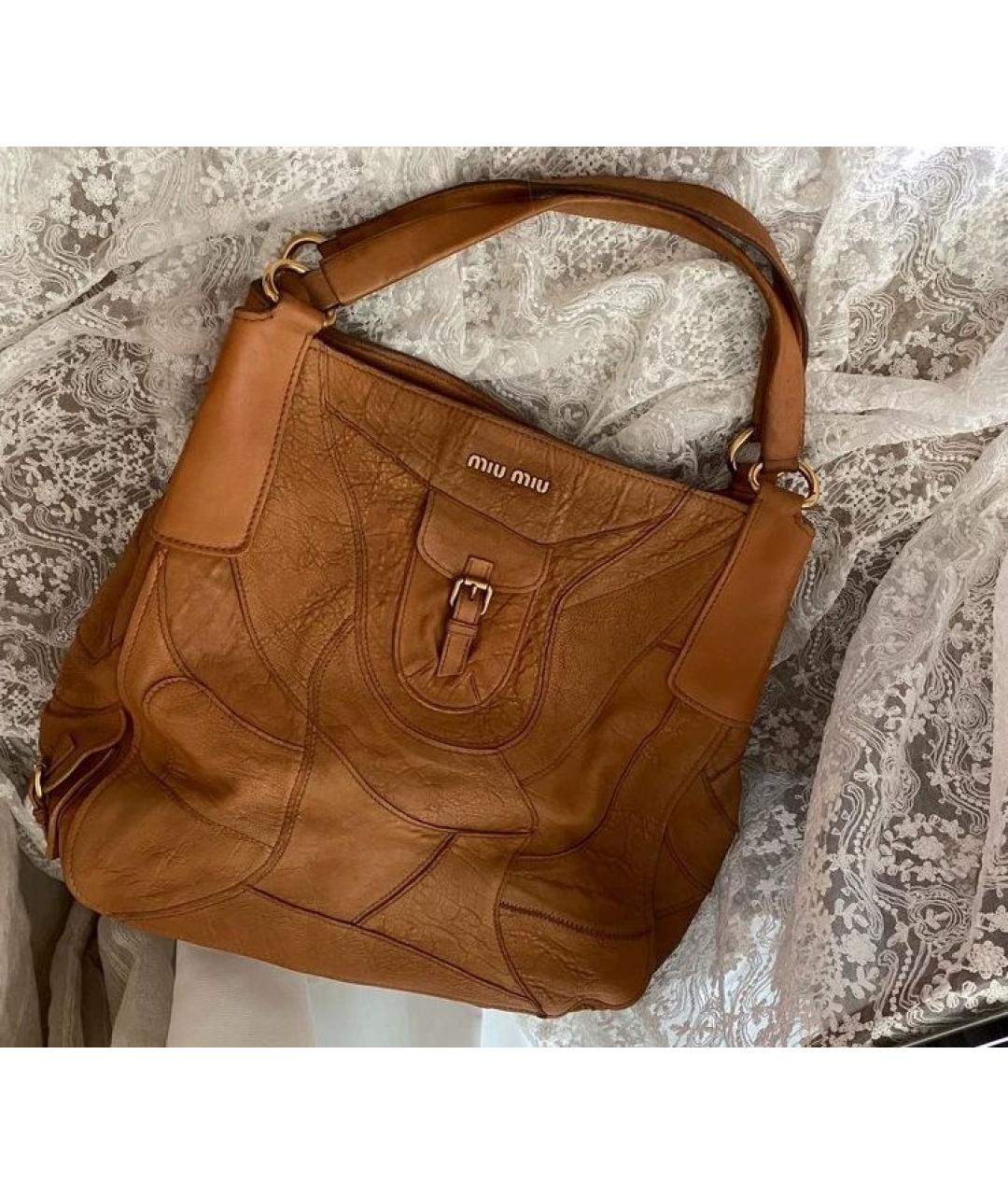 MIU MIU Коричневая кожаная сумка с короткими ручками, фото 7