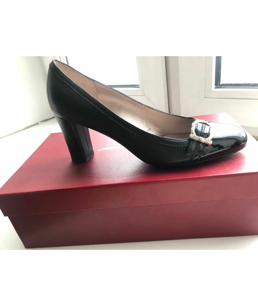 FERRAGAMO Черные кожаные туфли, фото 7