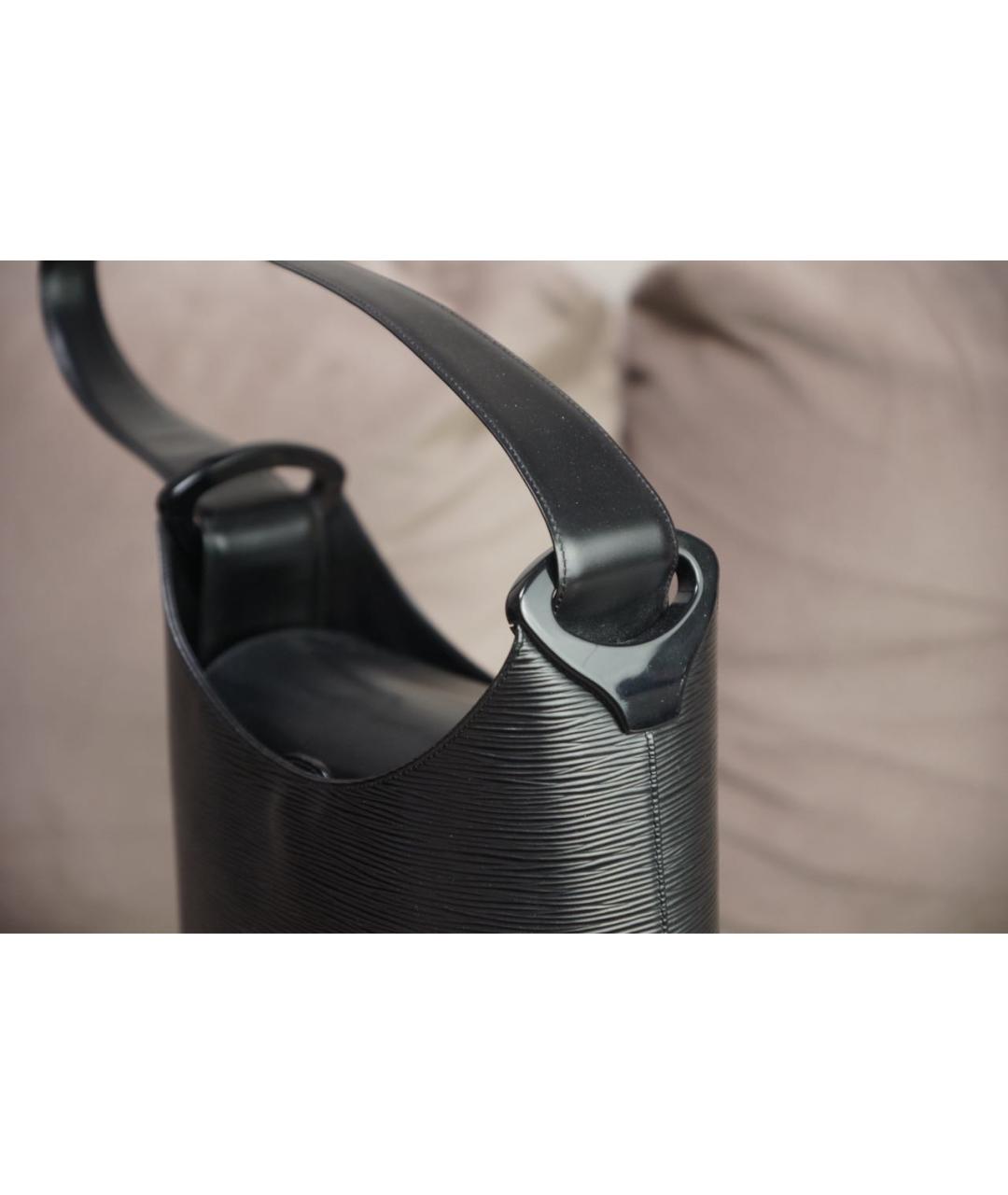 LOUIS VUITTON Черная кожаная сумка через плечо, фото 4