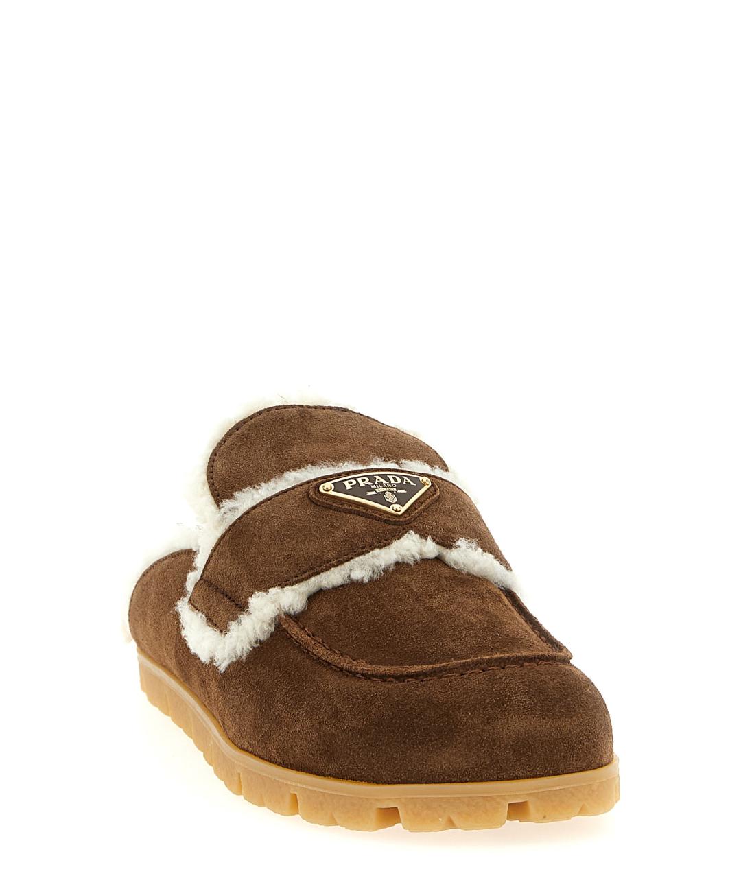PRADA Коричневые замшевые сабо, фото 2