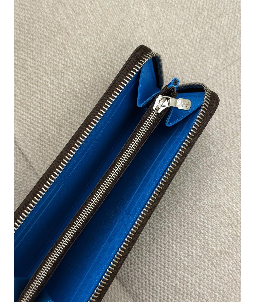 LOUIS VUITTON Коричневый кошелек, фото 3