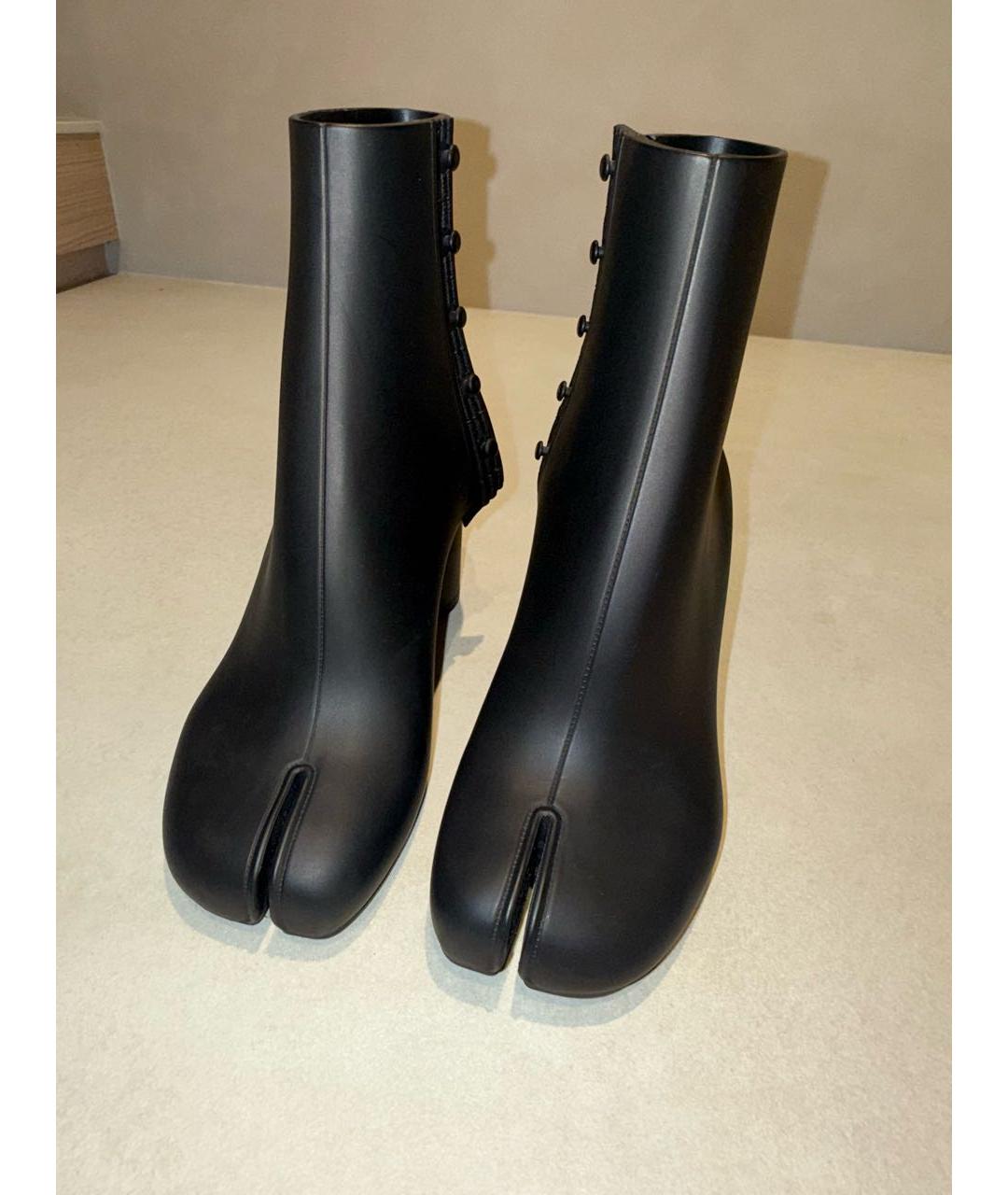 MAISON MARGIELA Черные резиновые ботильоны, фото 5