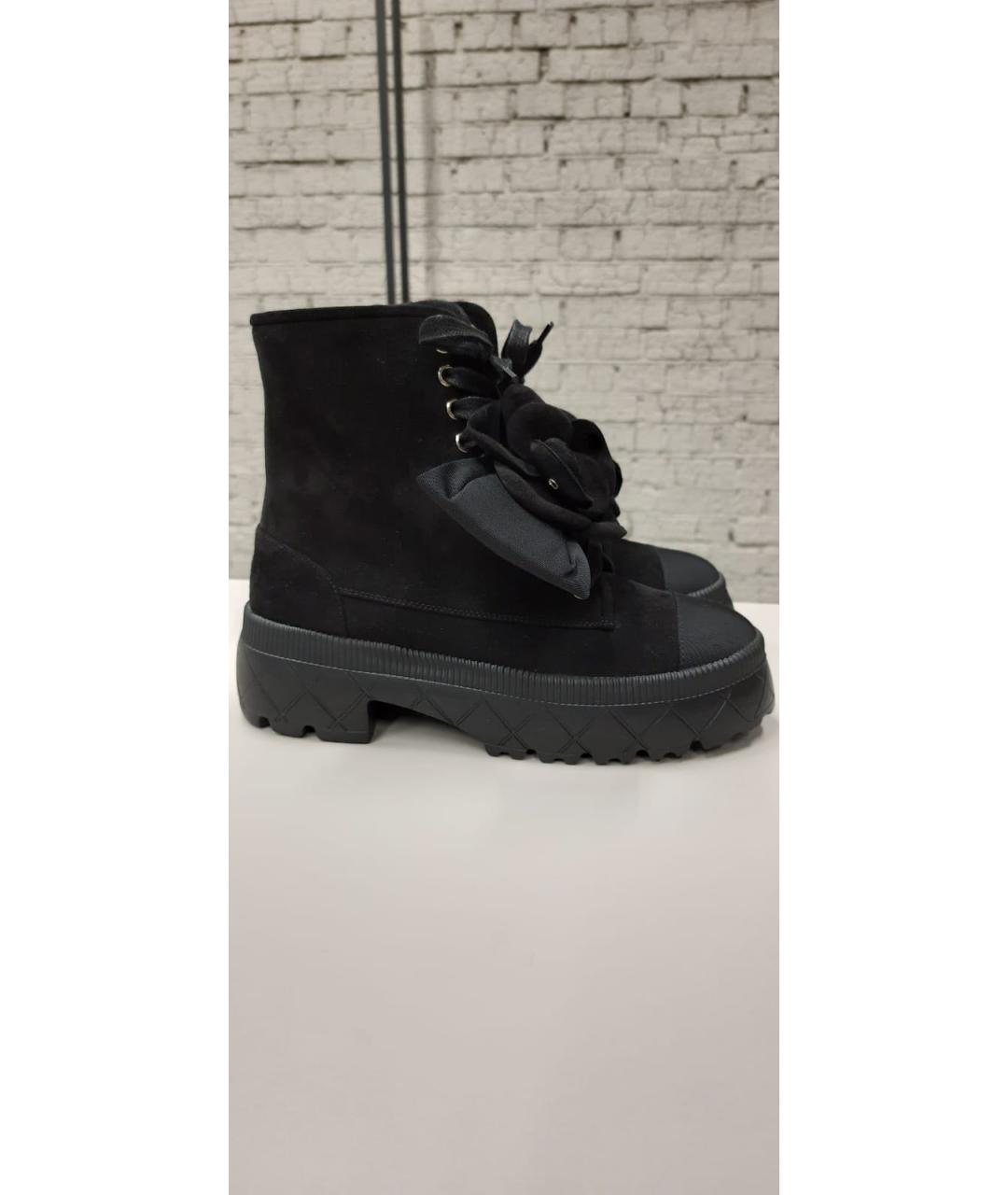 CHANEL Черные замшевые ботинки, фото 5