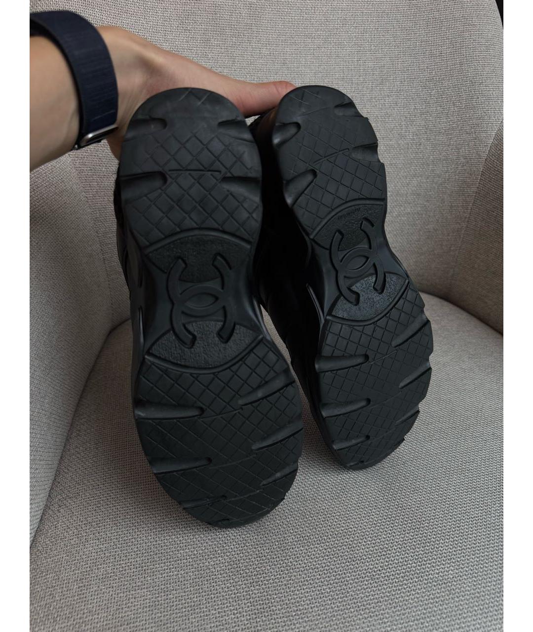 CHANEL Черные кожаные кроссовки, фото 5