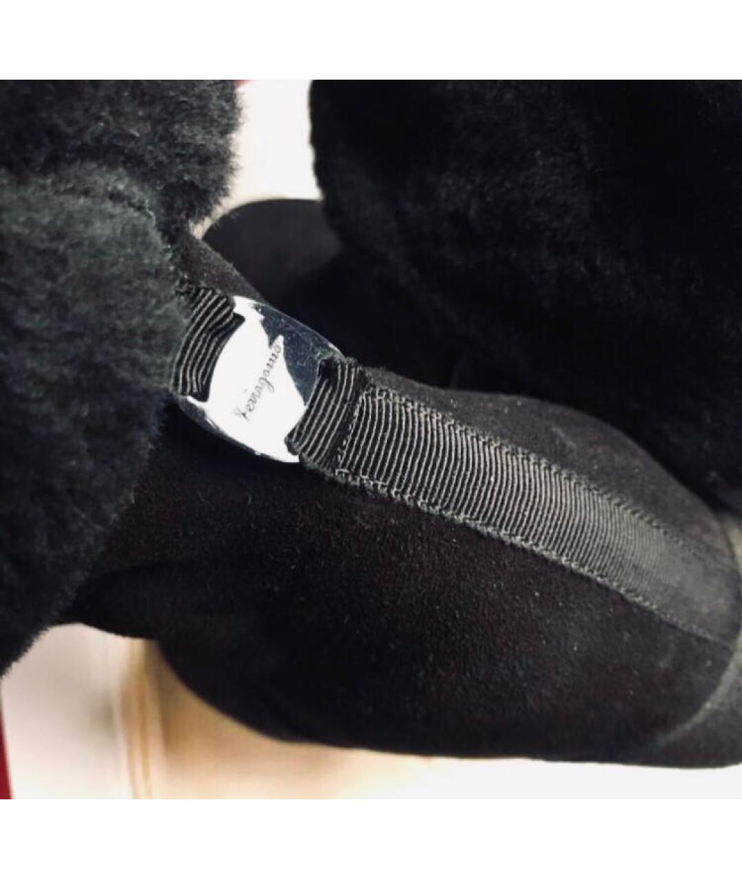 FERRAGAMO Черные замшевые сапоги, фото 5