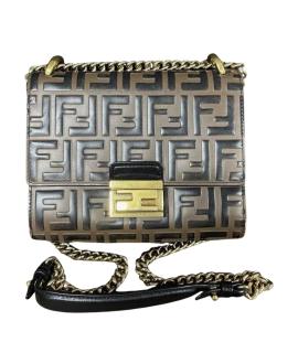FENDI Сумка через плечо