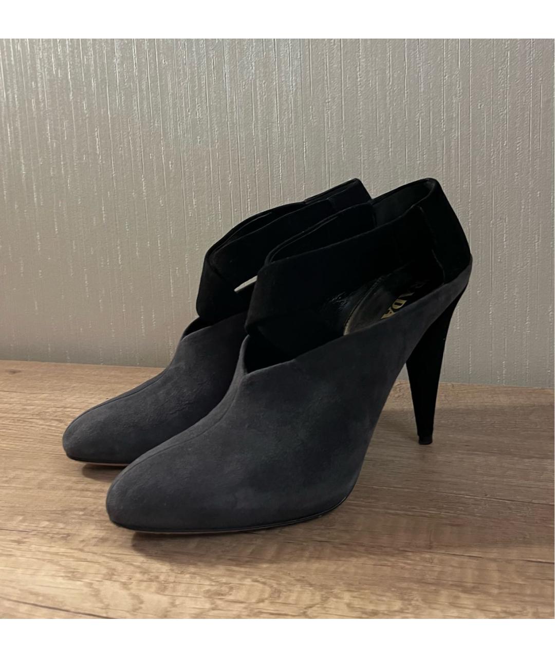 PRADA Серые замшевые ботильоны, фото 3