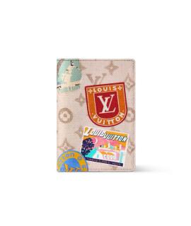 LOUIS VUITTON Обложка/футляр