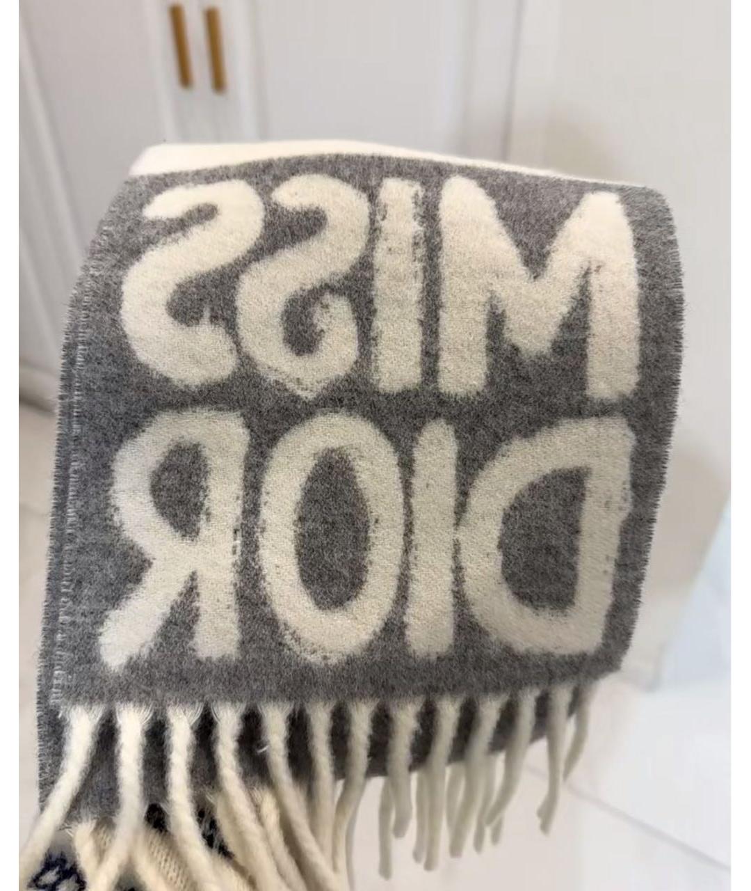 CHRISTIAN DIOR Серый кашемировый шарф, фото 3