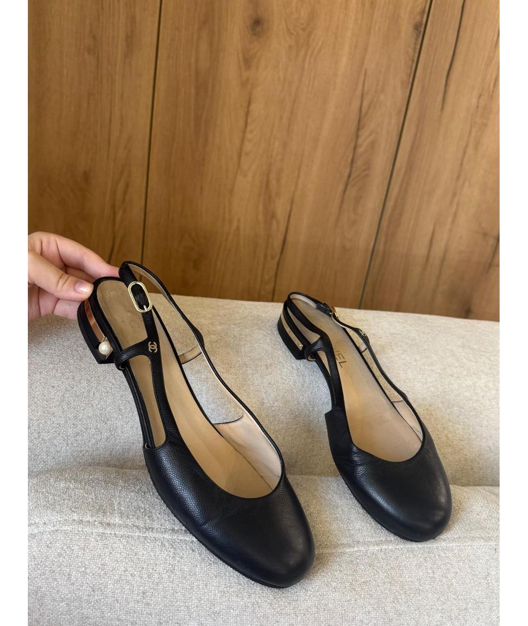 CHANEL Черные кожаные балетки, фото 2