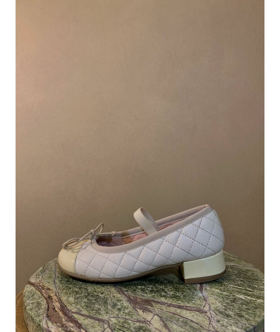 PRETTY BALLERINAS KIDS Белые кожаные туфли, фото 5