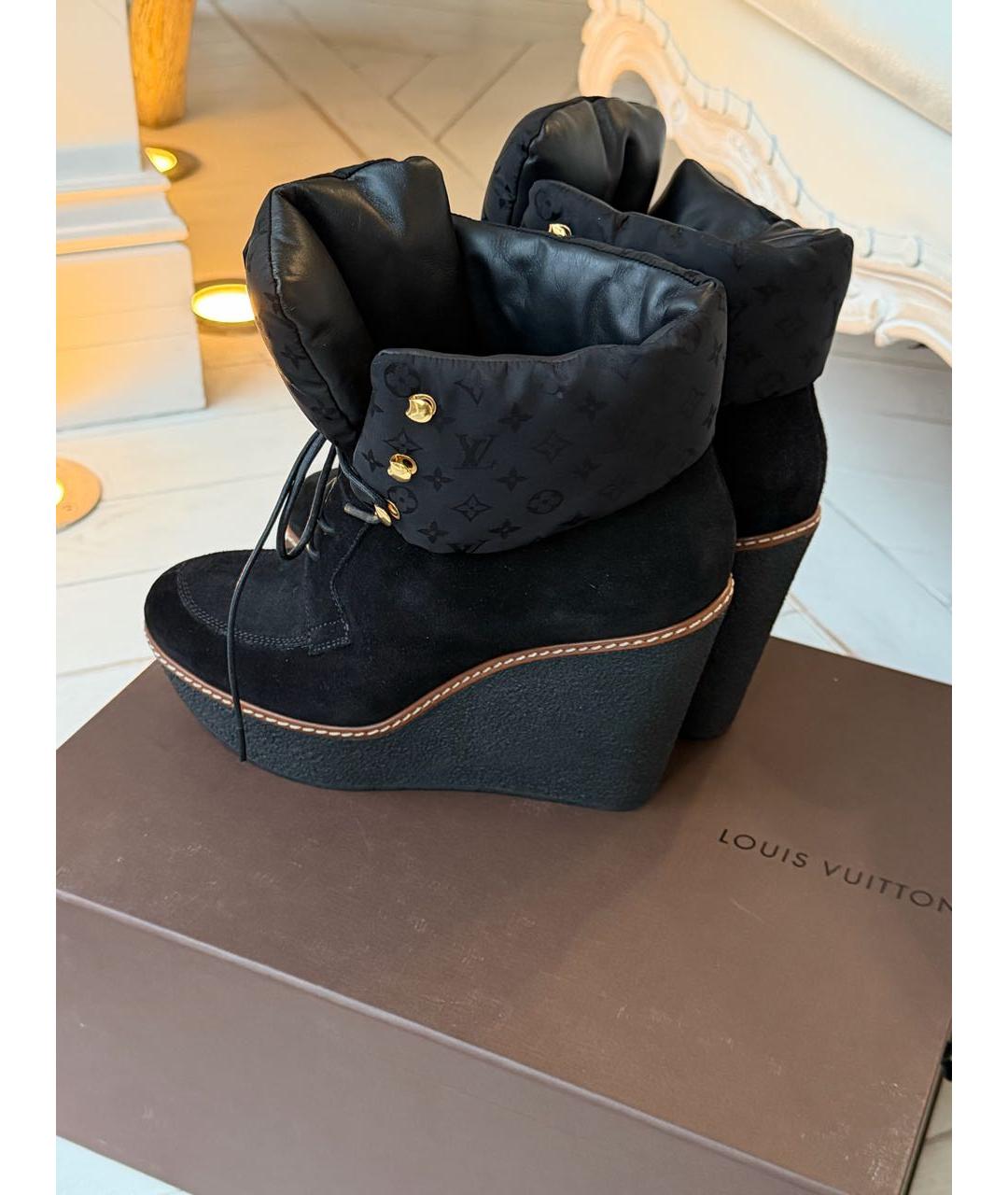 LOUIS VUITTON Коричневые замшевые ботинки, фото 8