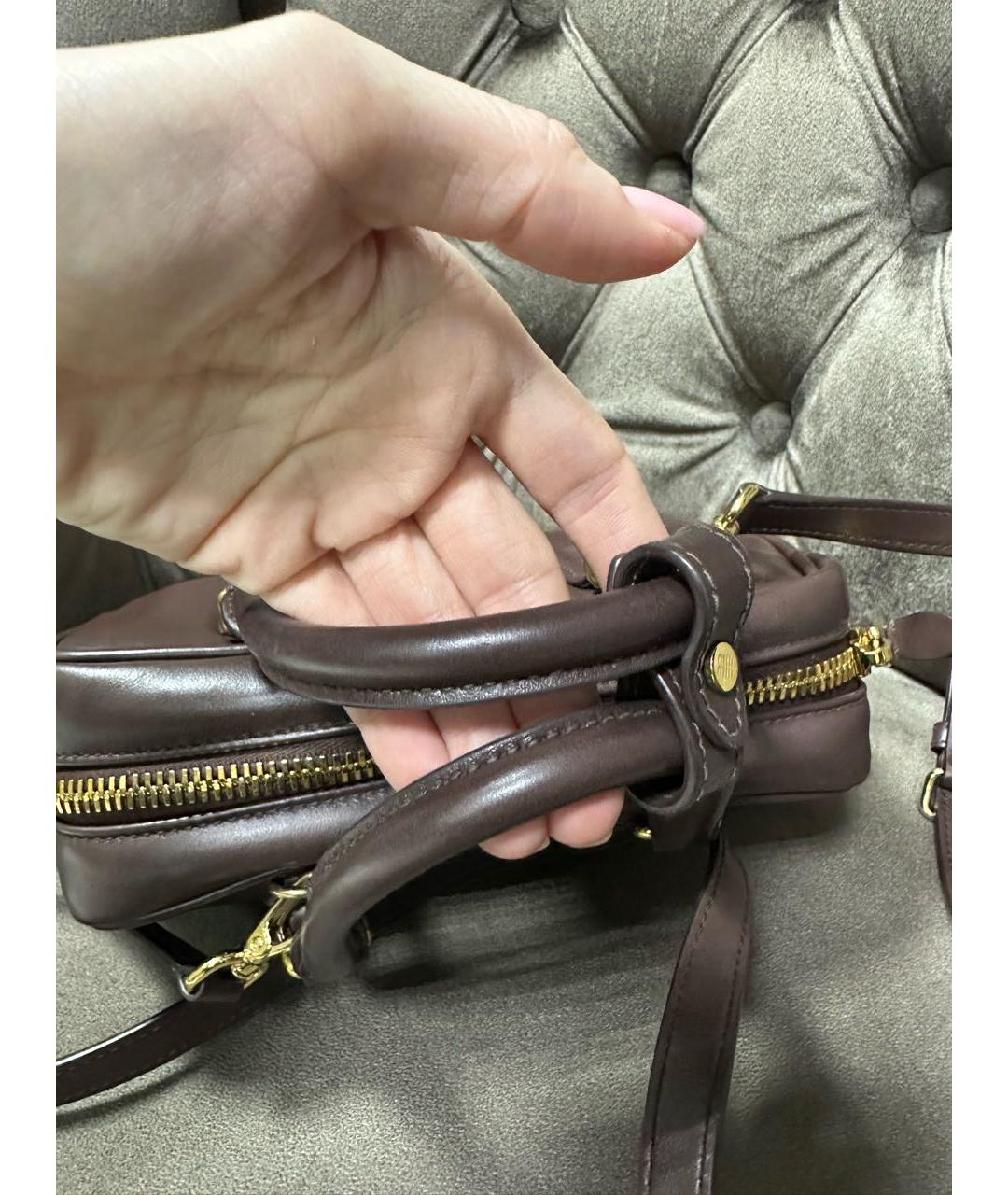 MIU MIU Бордовая кожаная сумка с короткими ручками, фото 3