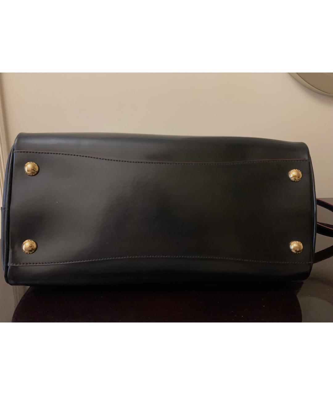 PRADA Черная сумка с короткими ручками из лакированной кожи, фото 7