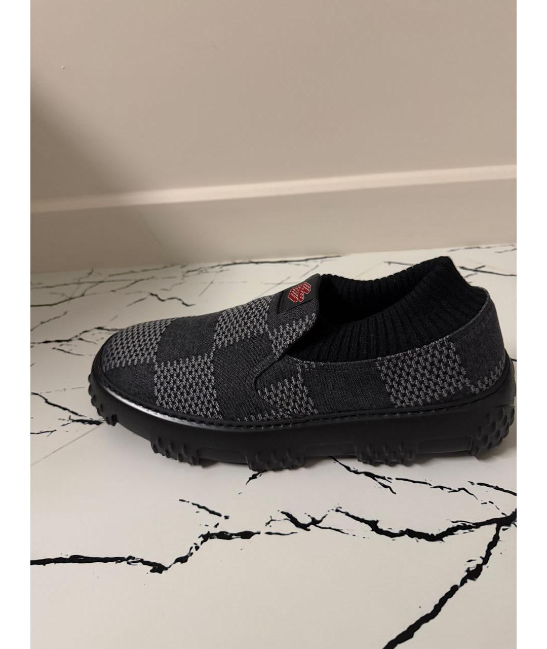 LOUIS VUITTON Черные слипоны, фото 6