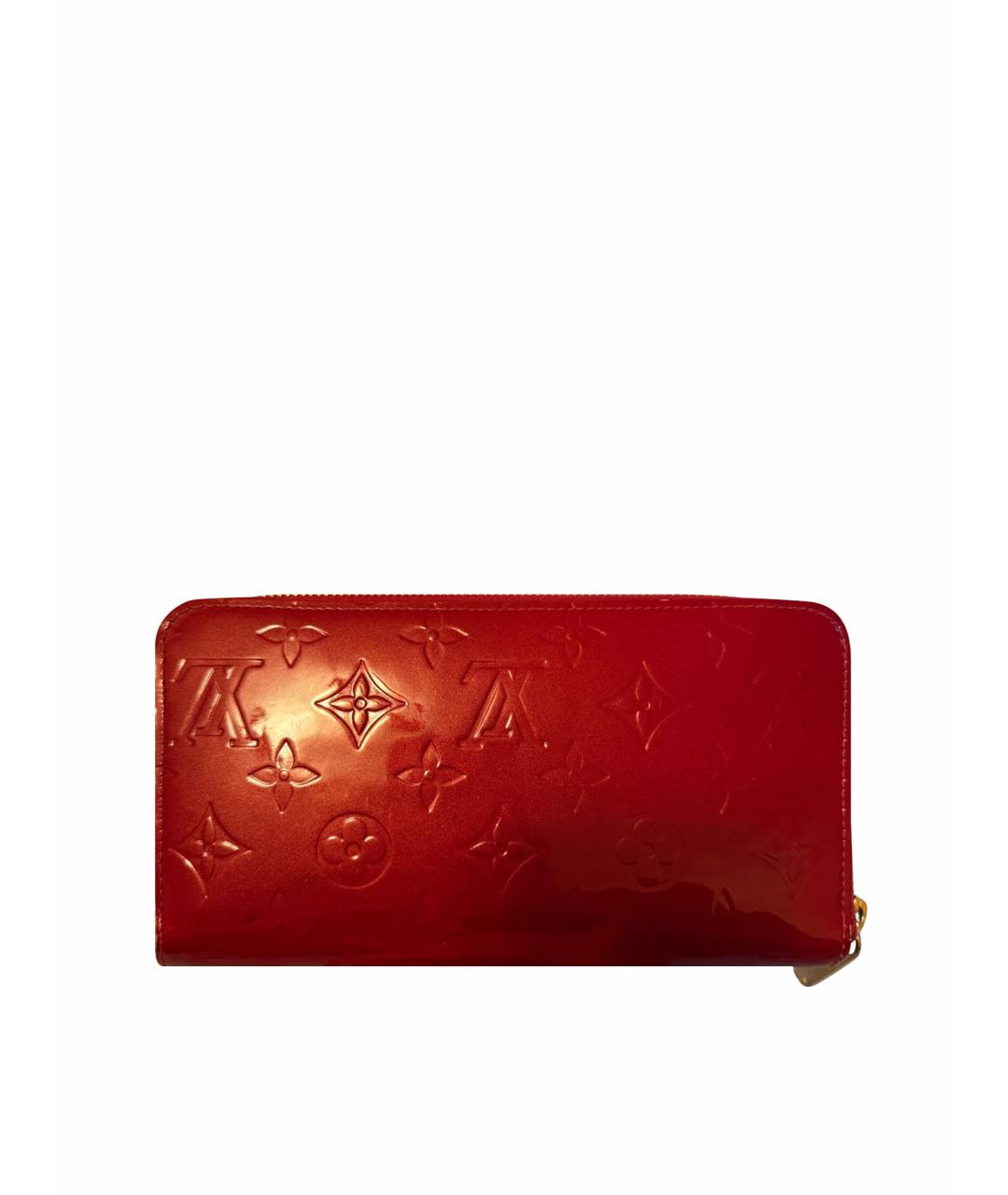 LOUIS VUITTON Бордовый кошелек из лакированной кожи, фото 5