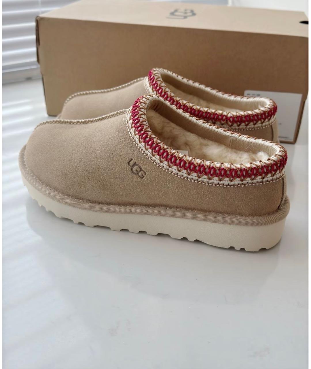 UGG AUSTRALIA Бежевые замшевые мюли, фото 3