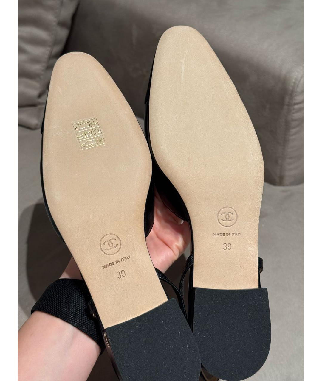 CHANEL Черные кожаные лодочки на низком каблуке, фото 3