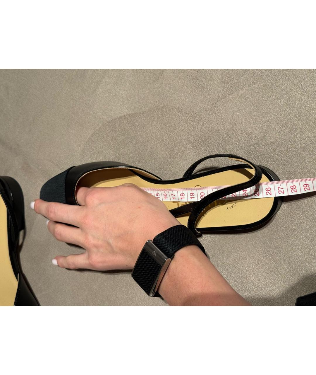 CHANEL Черные кожаные лодочки на низком каблуке, фото 4