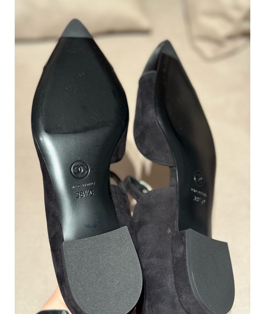 CHANEL Черные замшевые лодочки на низком каблуке, фото 3