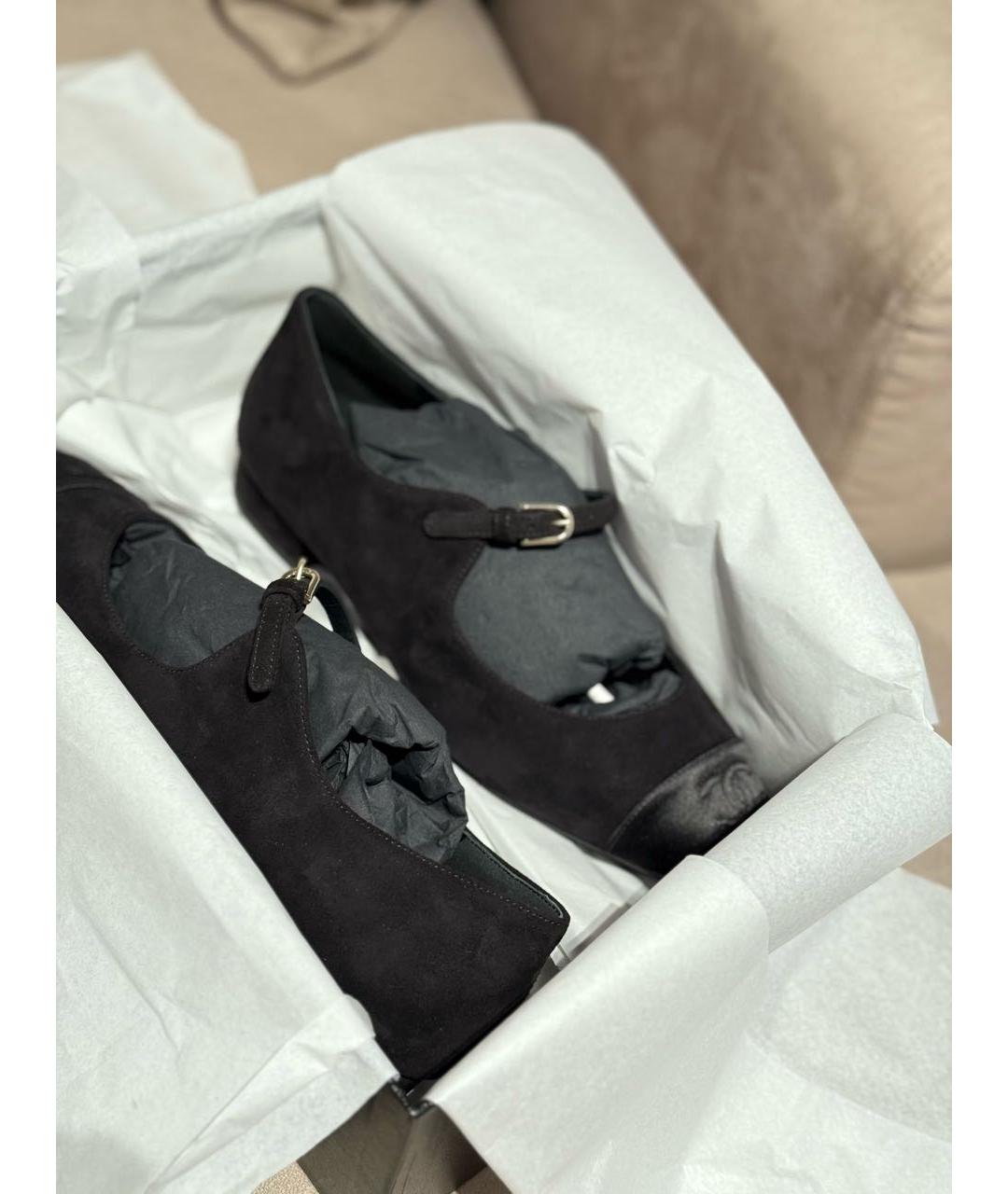 CHANEL Черные замшевые лодочки на низком каблуке, фото 8