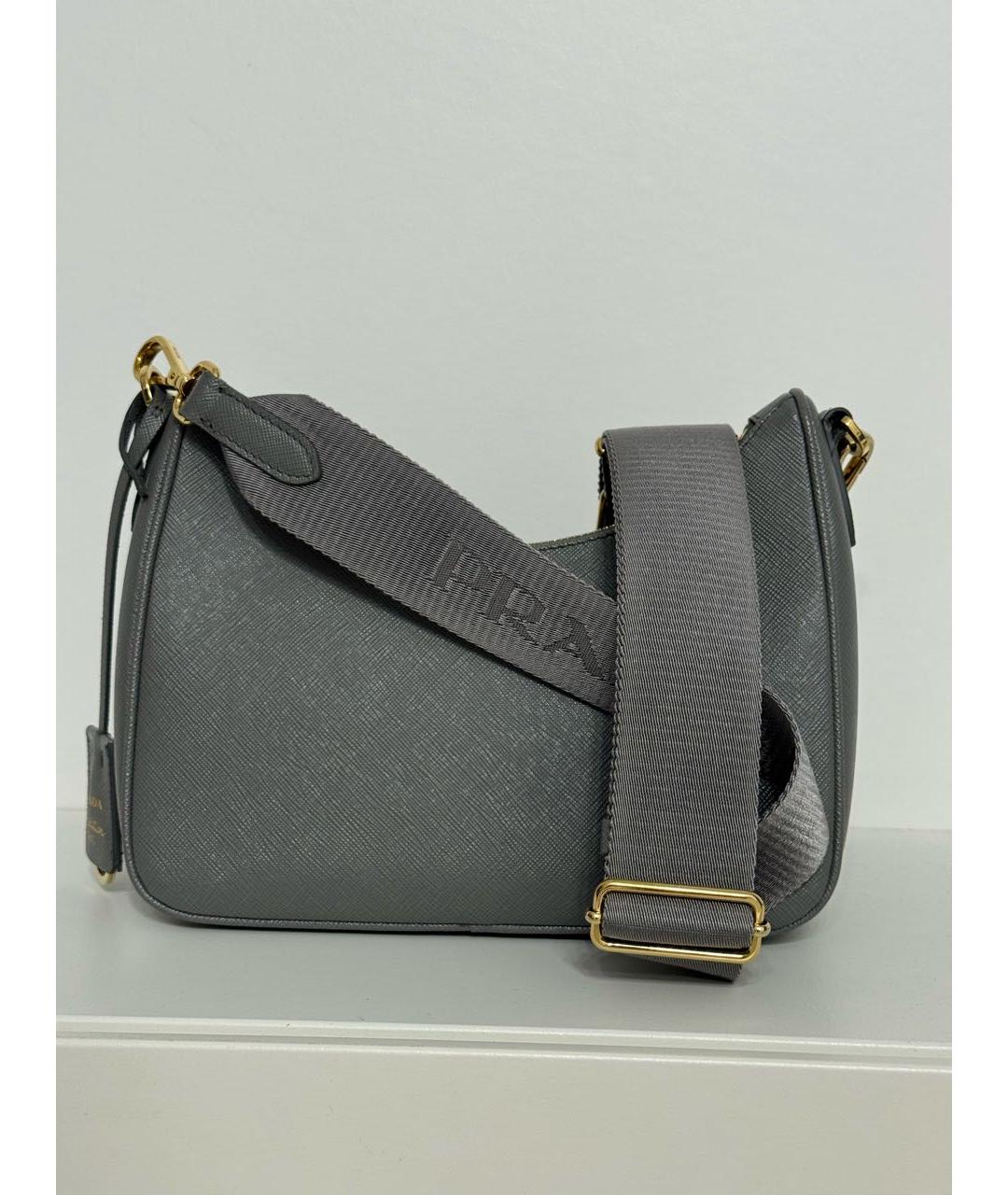 PRADA Серая кожаная сумка через плечо, фото 3