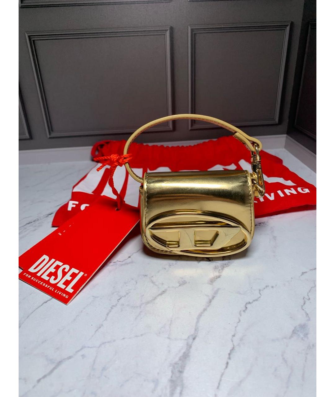 DIESEL Золотая кожаная сумка с короткими ручками, фото 4