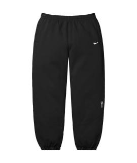 SUPREME Спортивные брюки и шорты