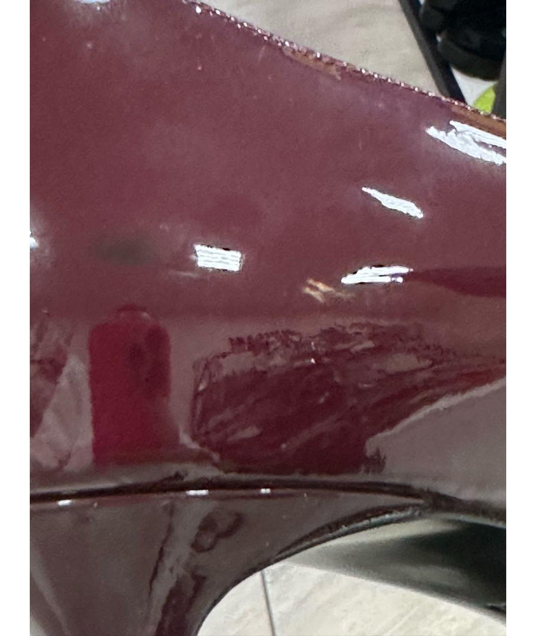 MIU MIU Бордовые лодочки на низком каблуке из лакированной кожи, фото 6