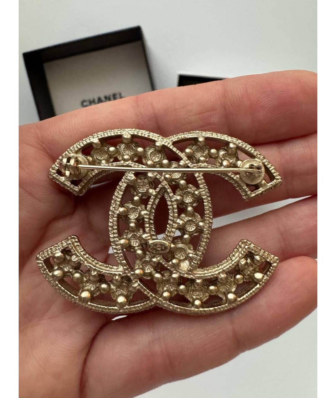 CHANEL Бежевая металлическая булавка / брошь, фото 3