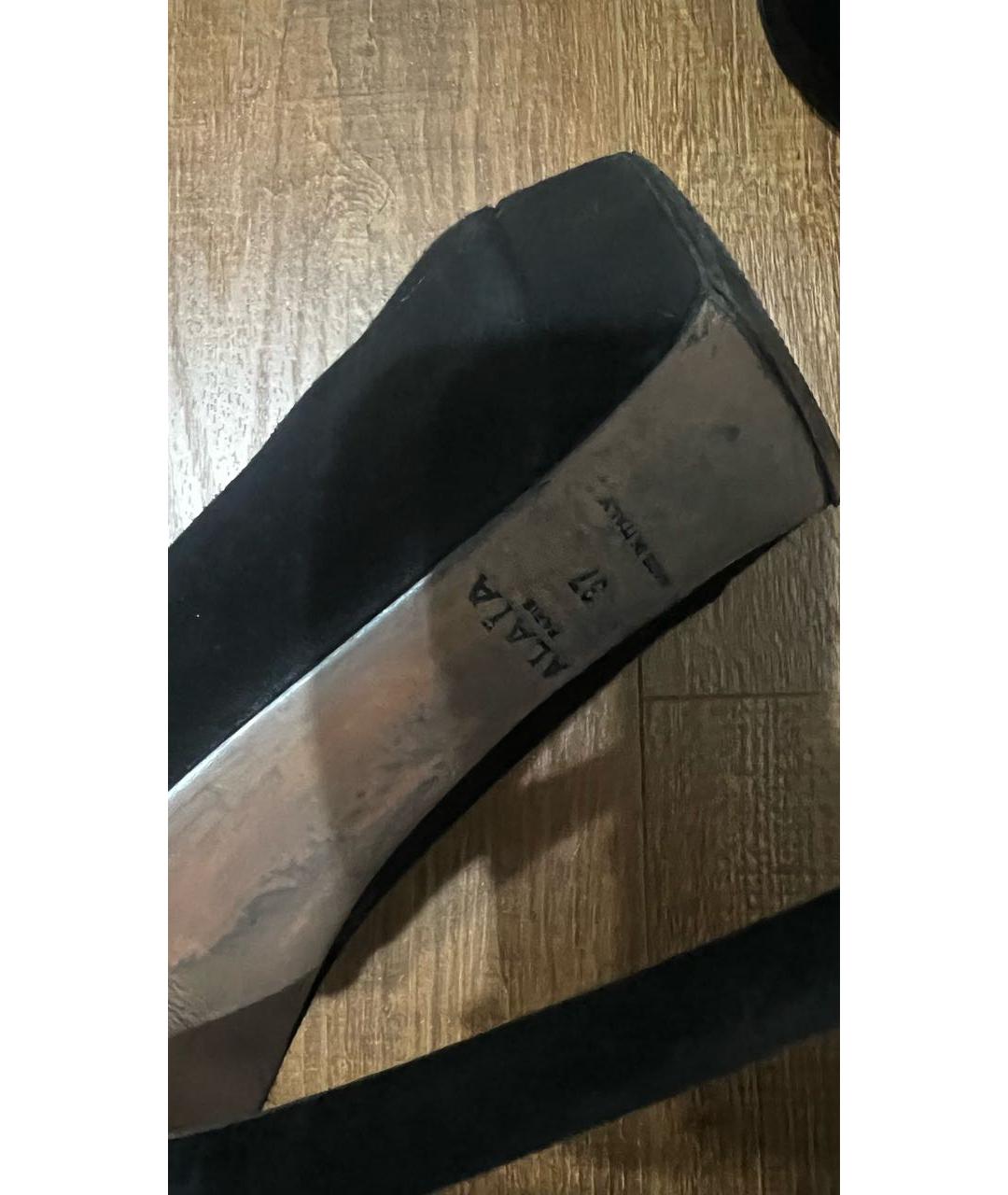ALAIA Черные замшевые ботильоны, фото 4