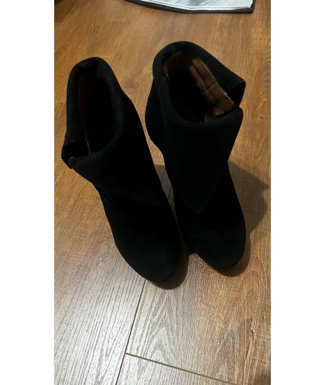 ALAIA Черные замшевые ботильоны, фото 2