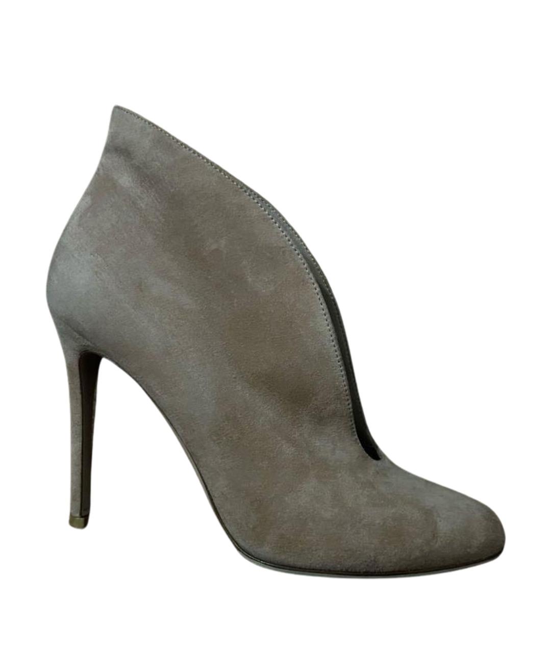 GIANVITO ROSSI Бежевые замшевые ботильоны, фото 7