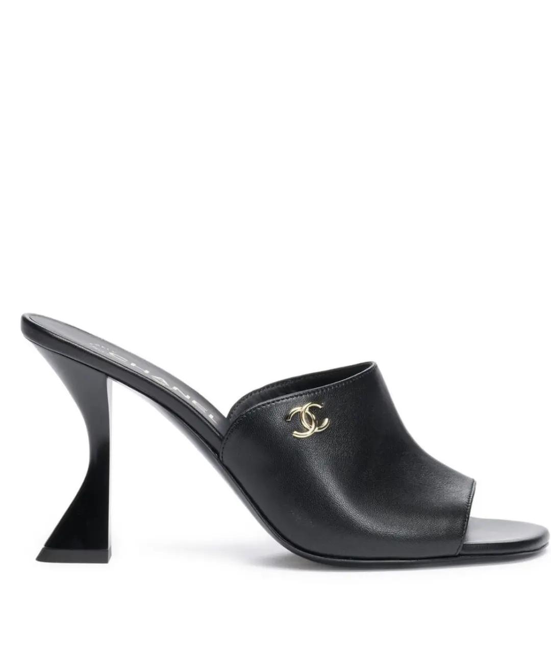 CHANEL Черные кожаные мюли, фото 1