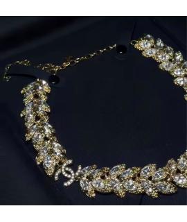 CHANEL Колье